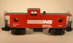Lionel 6-19711 O Gauge Illuminated Extended Vision Caboose With Smoke Norfolk Southern NS - USED